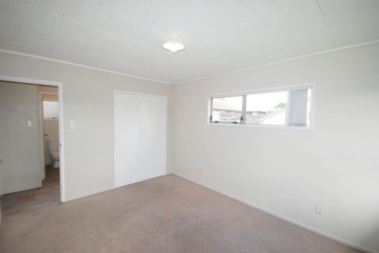 Photo of property in 149 Universal Drive, Henderson, Auckland, 0610