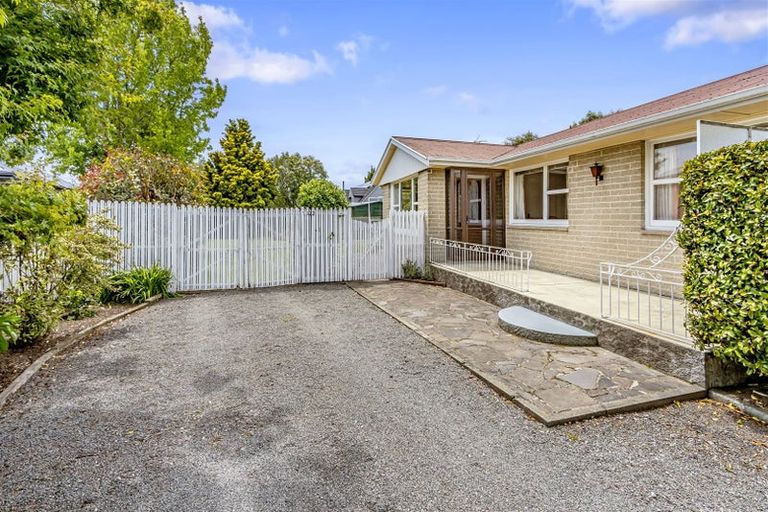 Photo of property in 122 Highsted Road, Casebrook, Christchurch, 8051