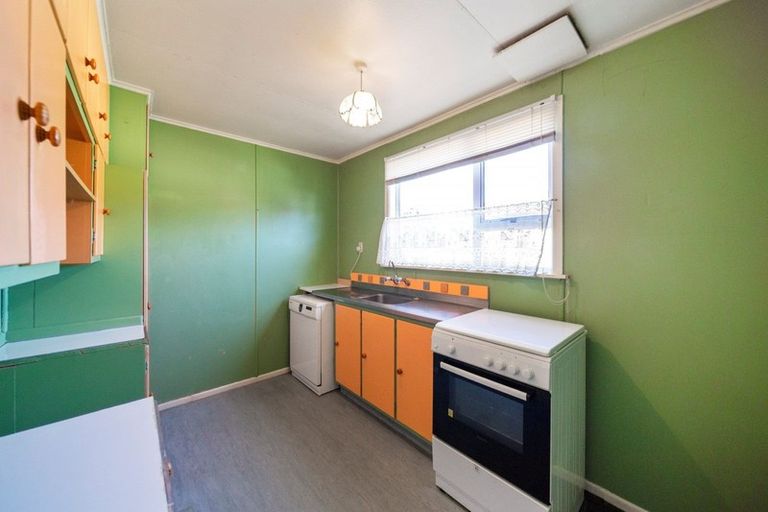 Photo of property in 10 Tohu Place, Spotswood, New Plymouth, 4310