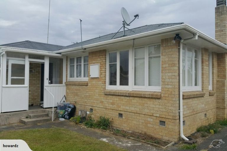 Photo of property in 6 Defoe Avenue, Hillcrest, Hamilton, 3216