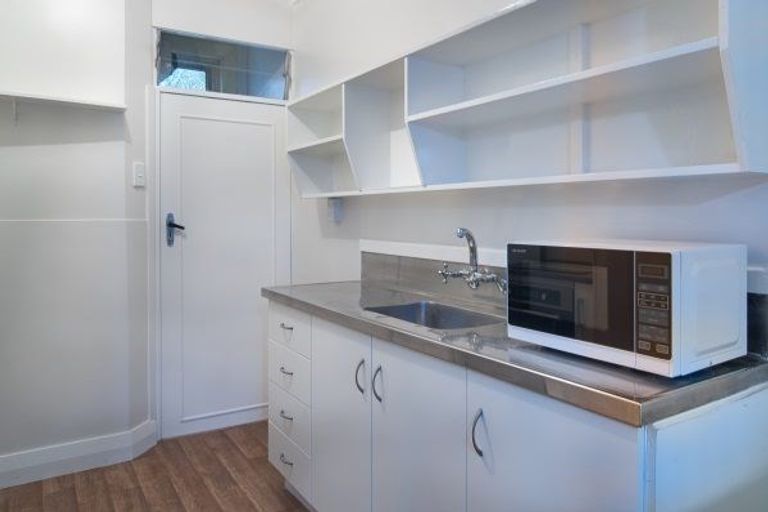 Photo of property in 860 Colombo Street, Christchurch Central, Christchurch, 8013