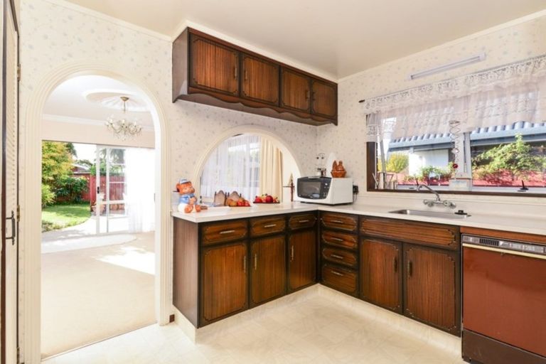 Photo of property in 11 Glen Lynne Avenue, Queenwood, Hamilton, 3210