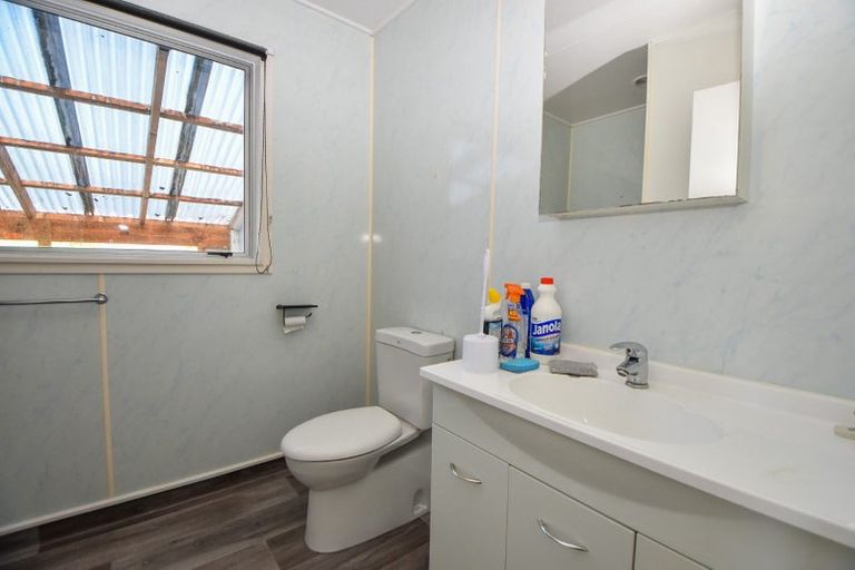 Photo of property in 19 Tasman Crescent, Carterton, 5713