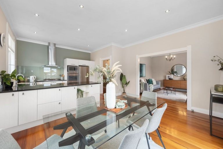 Photo of property in 29 Kingsway Avenue, Sandringham, Auckland, 1025