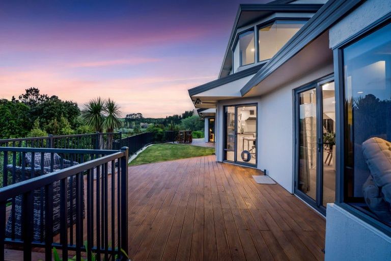 Photo of property in 371b Mangorei Road, Merrilands, New Plymouth, 4312