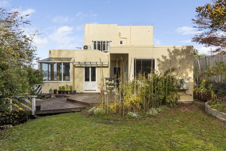 Photo of property in 71 Warrender Street, North Dunedin, Dunedin, 9016
