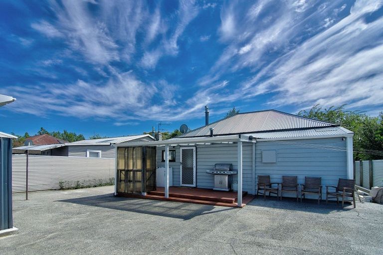 Photo of property in 25 Clifton Avenue, Carterton, 5713
