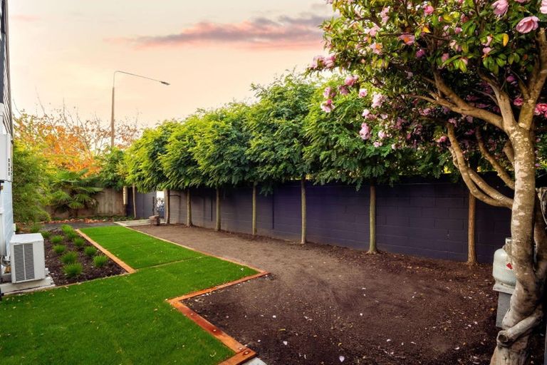 Photo of property in 3/65 Idris Road, Fendalton, Christchurch, 8052