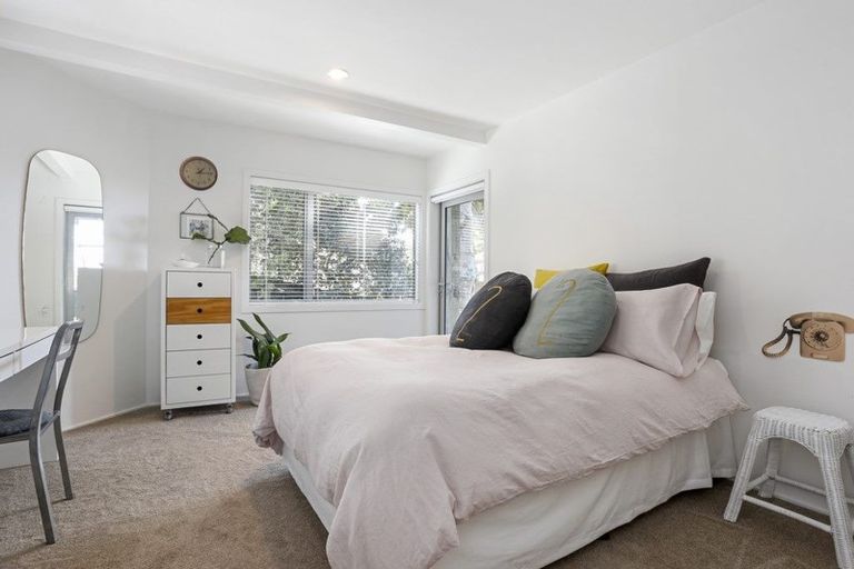 Photo of property in 3/40 Kowhai Road, Campbells Bay, Auckland, 0630