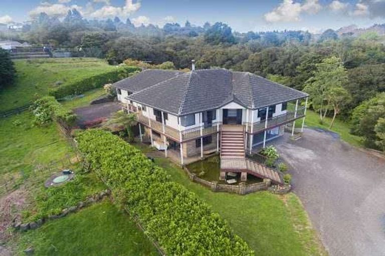 Photo of property in 60 Polo Prince Drive, Totara Park, Manurewa, 2576