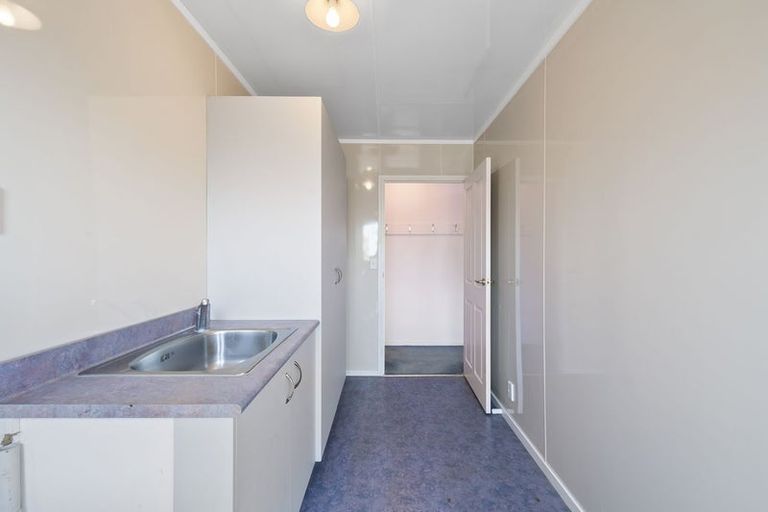 Photo of property in 4 Seaforth Avenue, Milson, Palmerston North, 4414