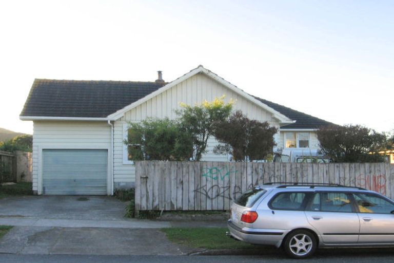 Photo of property in 14 Hukatai Street, Elsdon, Porirua, 5022