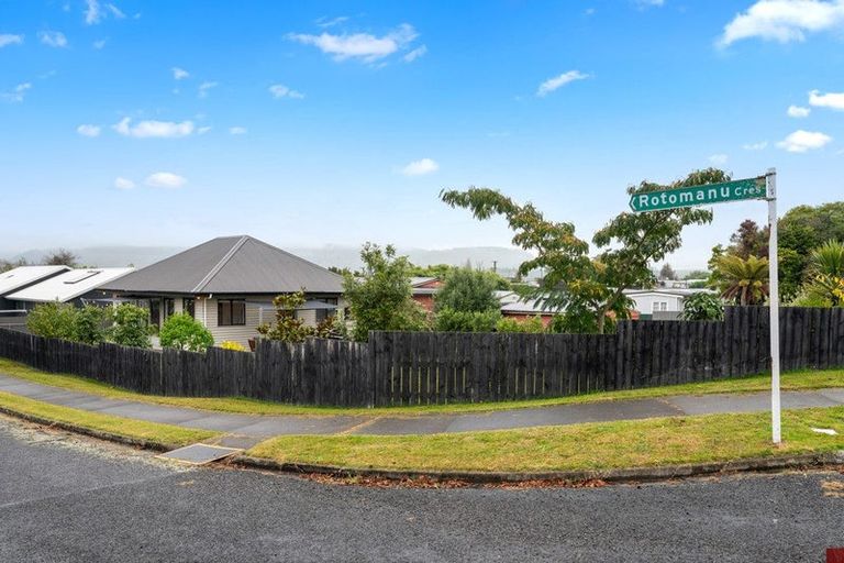 Photo of property in 100 Rangatira Drive, Mangakino, 3421