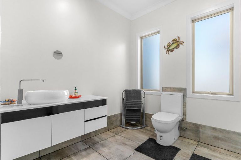 Photo of property in 84 Sandford Road, Ruakaka, Whangarei, 0171