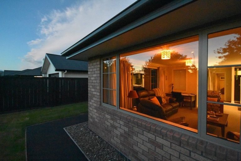 Photo of property in 42 Hagart-alexander Drive, Mosgiel, 9024