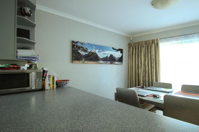 Photo of property in 153 Ohiro Road, Brooklyn, Wellington, 6021