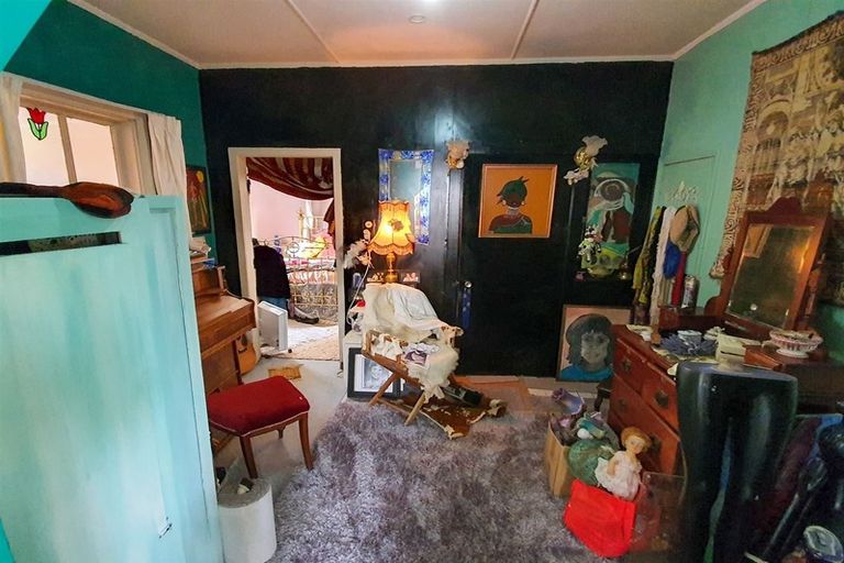 Photo of property in 6 Herbert Street, Waimate, 7924