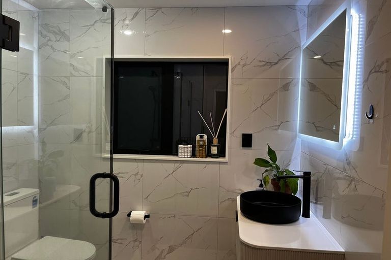 Photo of property in 701 Massey Road, Mangere, Auckland, 2022