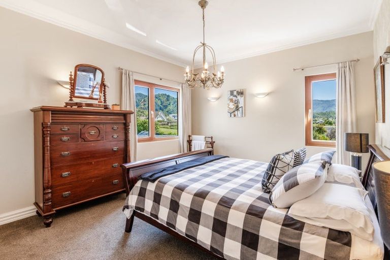 Photo of property in 251b Waikawa Road, Waikawa, Picton, 7220