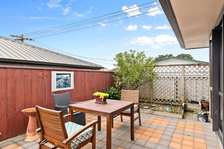 Photo of property in 9c Wilton Street, Westown, New Plymouth, 4310