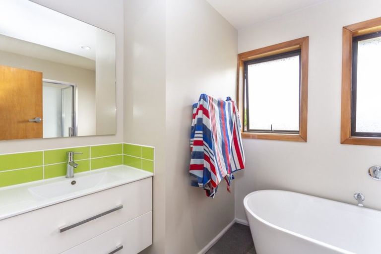 Photo of property in 2 Dalkeith Street, Hoon Hay, Christchurch, 8025