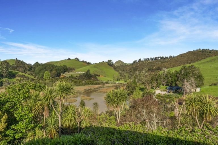 Photo of property in 1207 Harbour Road, Hauturu, Oparau, 3886