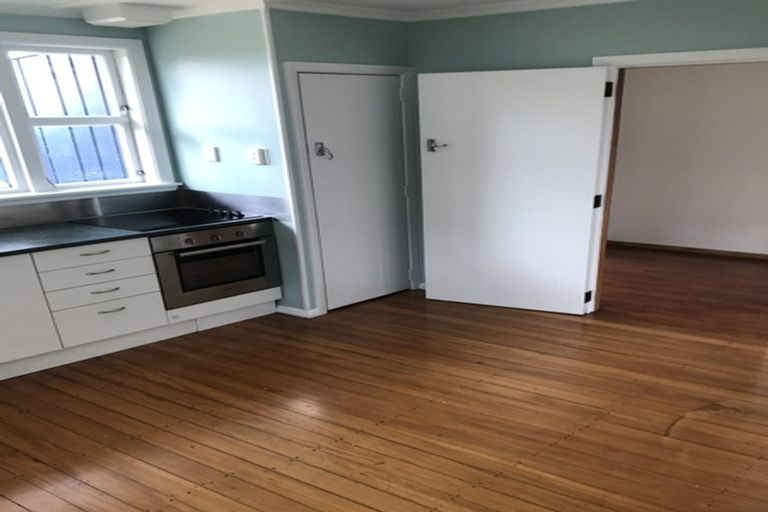 Photo of property in 4 Tui Road, Raumati Beach, Paraparaumu, 5032