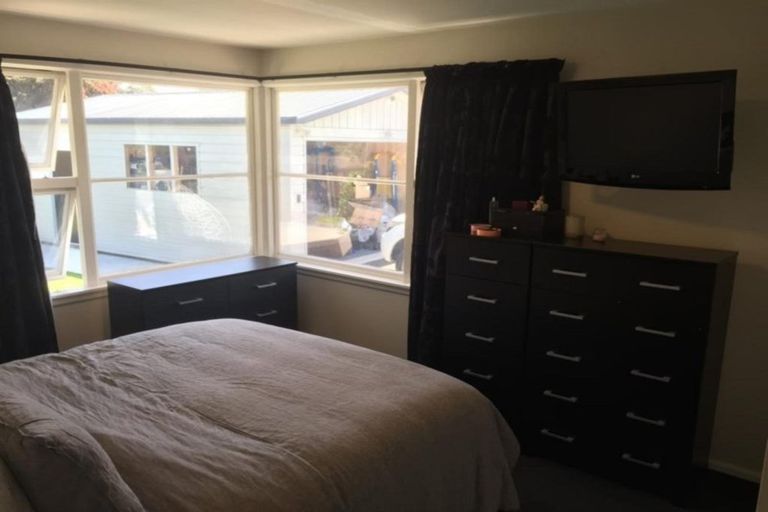 Photo of property in 24 Stackhouse Avenue, Bishopdale, Christchurch, 8053