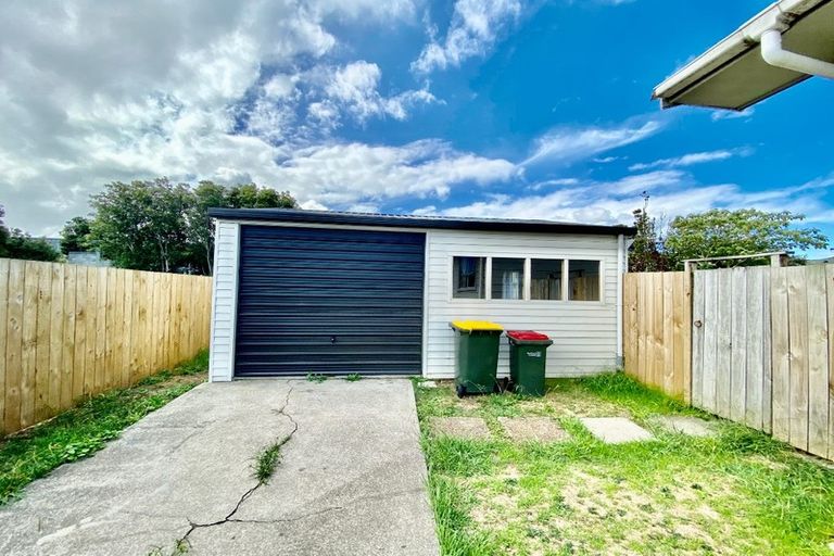Photo of property in 76 Boundary Road, Clover Park, Auckland, 2019