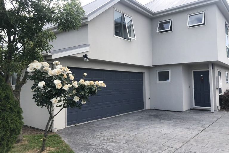 Photo of property in 20 Burdale Street, Riccarton, Christchurch, 8011