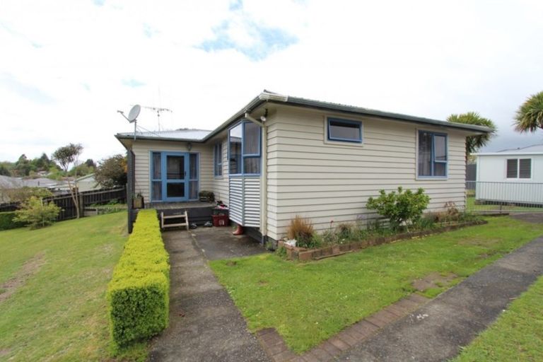 Photo of property in 15 Arran Place, Tokoroa, 3420