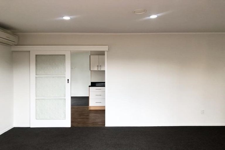 Photo of property in 12 Sacha Place, Glenview, Hamilton, 3206