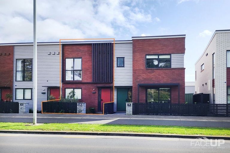 Photo of property in 48 Clark Road, Hobsonville, Auckland, 0616