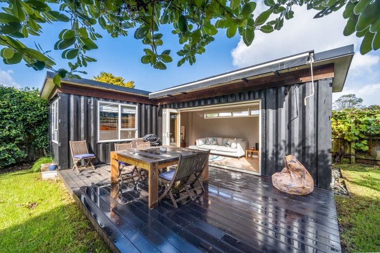 Photo of property in 93 Dunkirk Road, Panmure, Auckland, 1072