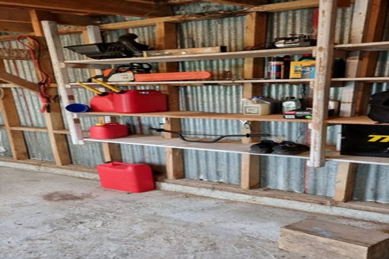 Photo of property in 8 Winter Road, Menzies Ferry, Wyndham, 9891