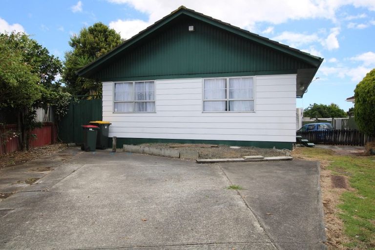 Photo of property in 61 Alabaster Drive, Papatoetoe, Auckland, 2025