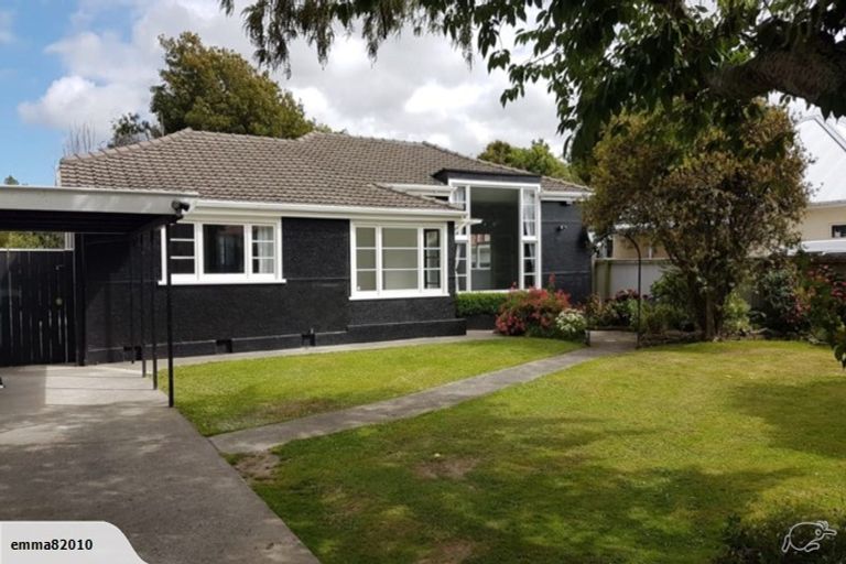 Photo of property in 24 Rewa Street, Takaro, Palmerston North, 4412