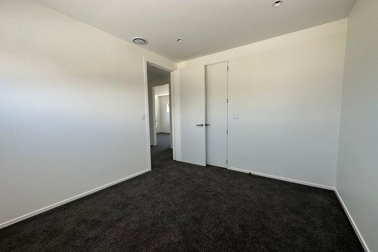 Photo of property in 1b Burnham Street, Petone, Lower Hutt, 5012