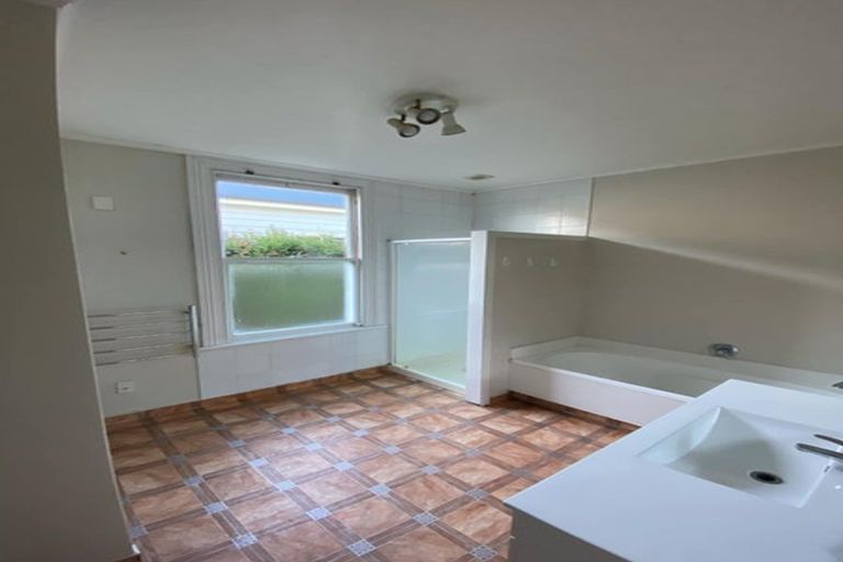 Photo of property in 26 Brixton Road, Mount Eden, Auckland, 1024