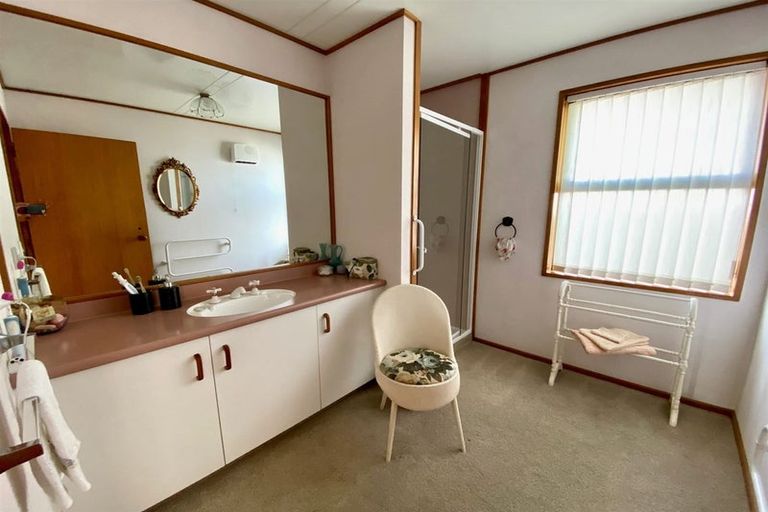 Photo of property in 20 High Street, Balclutha, 9230