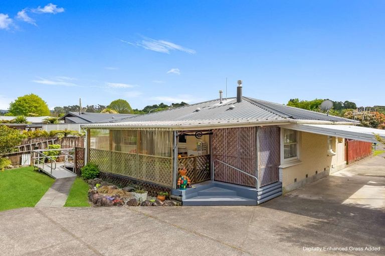 Photo of property in 18 Mackenzie Street, Kawerau, 3127