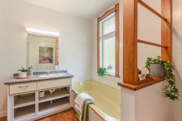 Photo of property in 66 Mount Street, Nelson South, Nelson, 7010