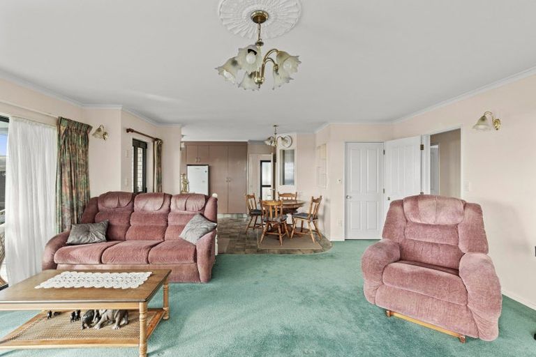 Photo of property in 47 Paynters Avenue, Strandon, New Plymouth, 4312