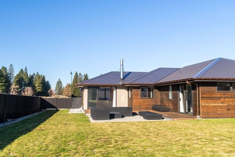 Photo of property in 6 Glenfield Avenue, Twizel, 7901