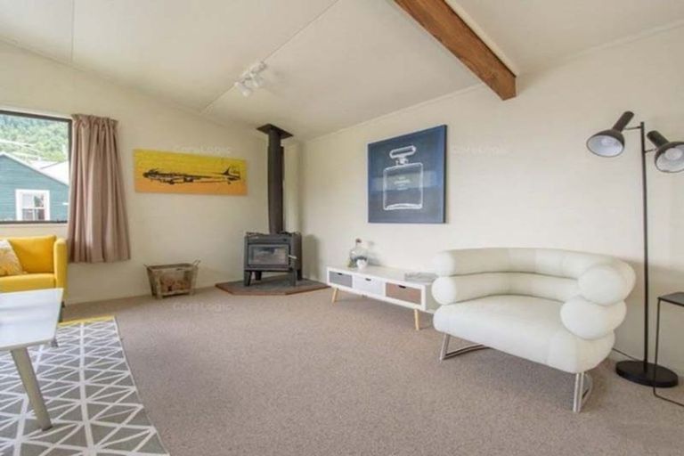 Photo of property in 9a Dart Place, Fernhill, Queenstown, 9300