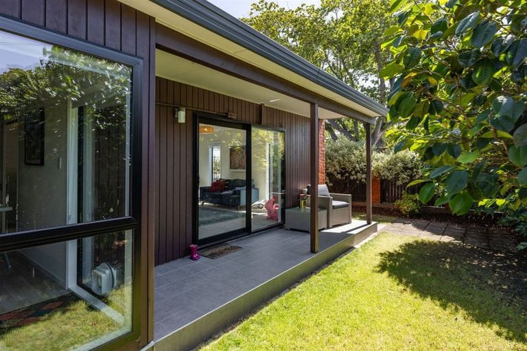 Photo of property in 2/114 Saint James Avenue, Papanui, Christchurch, 8053