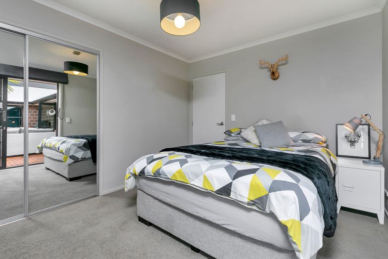 Photo of property in 433 Wairere Road, Waitakere, Henderson, 0782