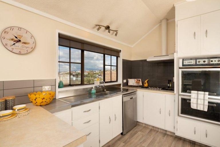 Photo of property in 499a Otumoetai Road, Otumoetai, Tauranga, 3110