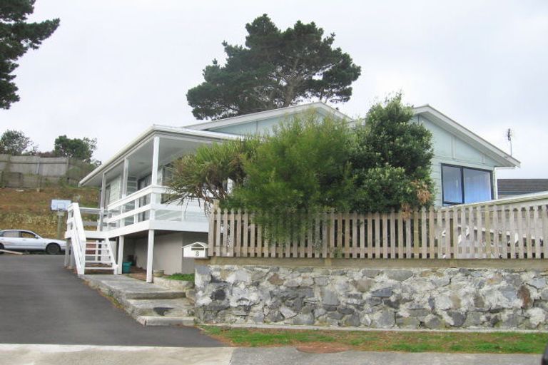 Photo of property in 8 Mayaro Crescent, Grenada Village, Wellington, 6037