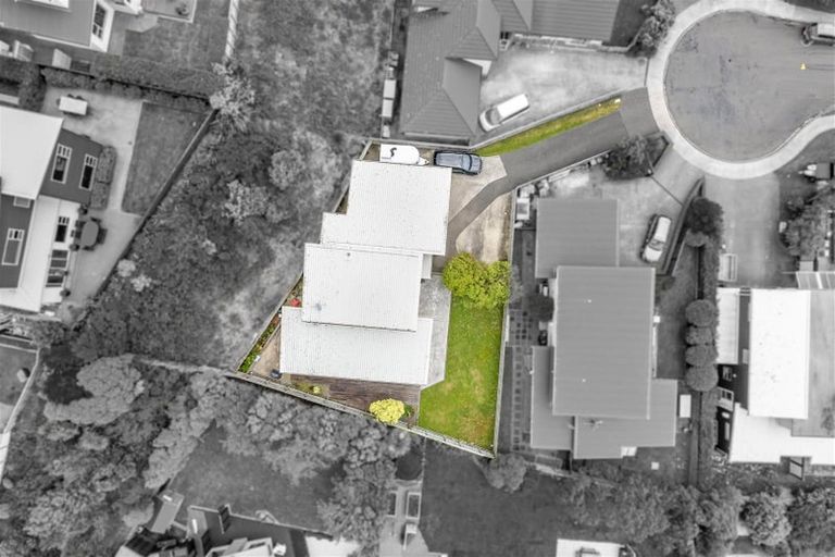 Photo of property in 7 Halewood Grove, Churton Park, Wellington, 6037